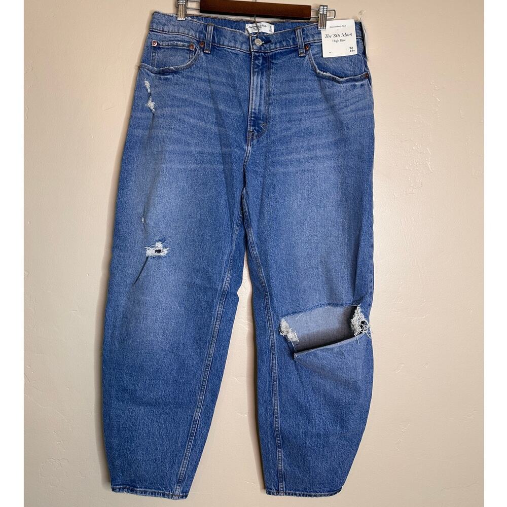 NWT Abercrombie & Fitch The 80's Mom High Rise Jean 32/14R